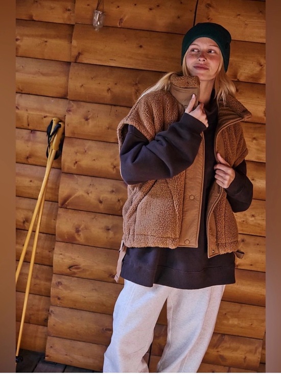 Free People Jackets & Blazers - Free People Scout it Out Vest Twig size XS